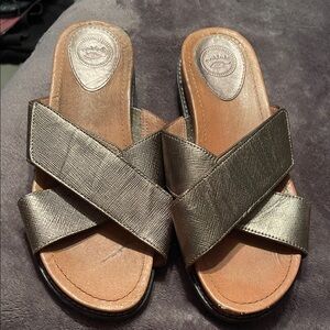 Nurture by Lamaze Metallic Slide Sandals